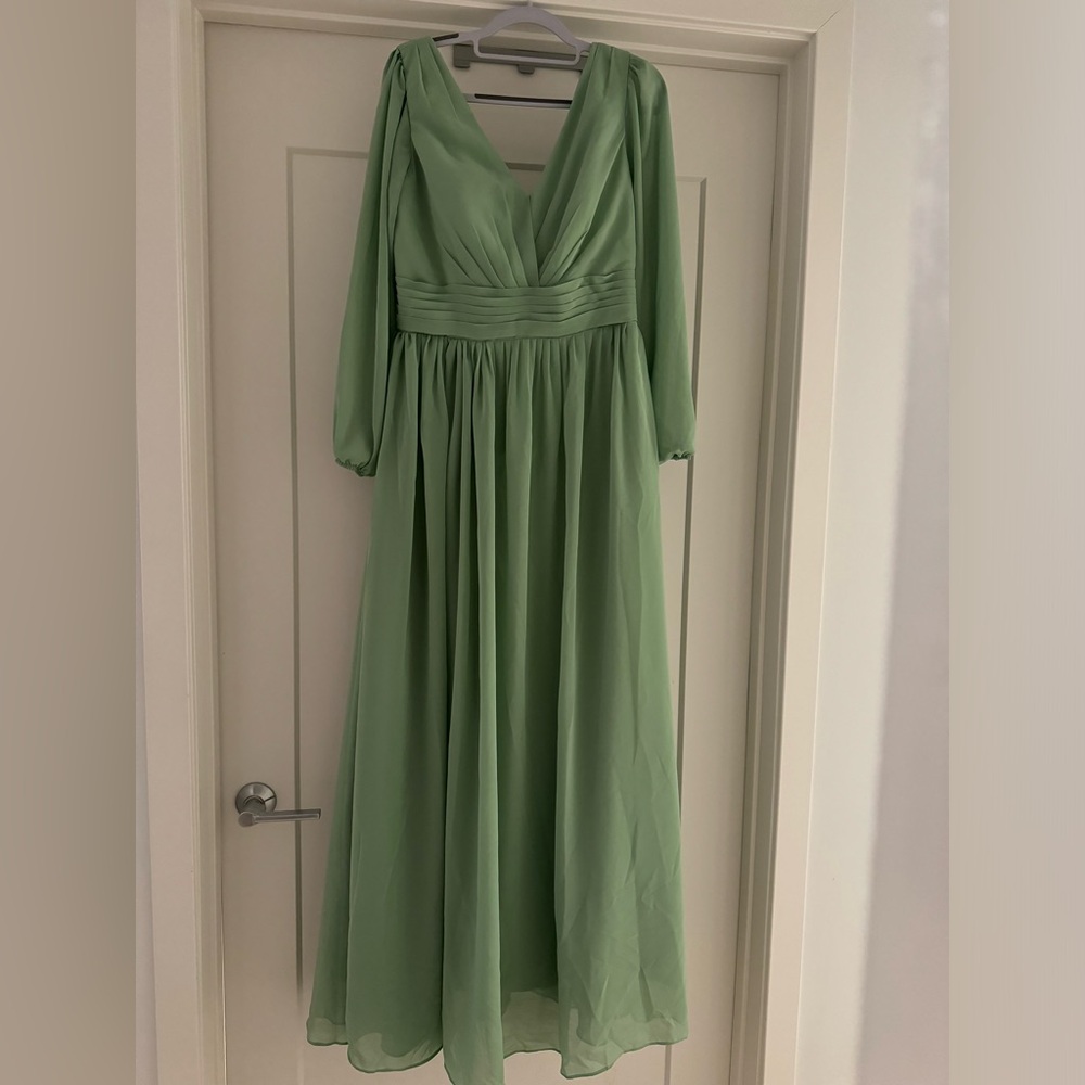 Beautiful mint green maxi formal gown